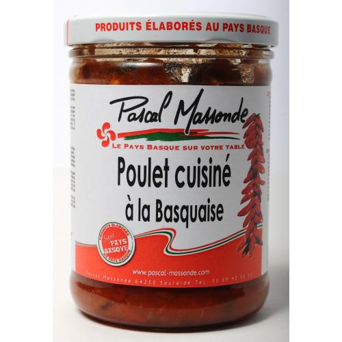 Poulet cuisiné à la basquaise